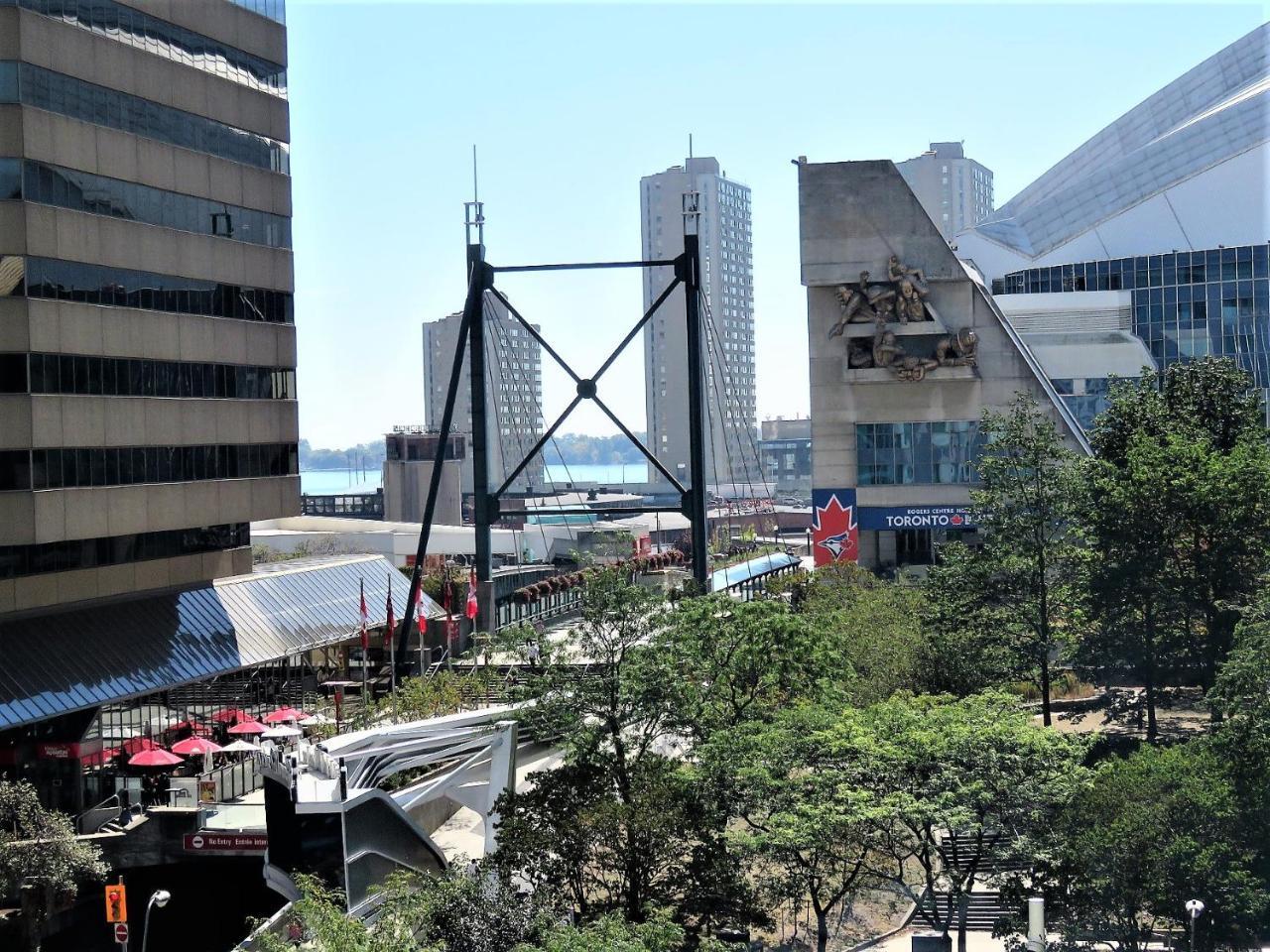 Upscale Suite At Cn Tower, Metro Convention & Rogers Centre Toronto Eksteriør billede